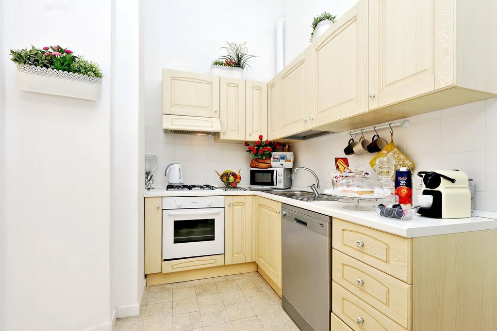 Romance Al Colosseo Apartment