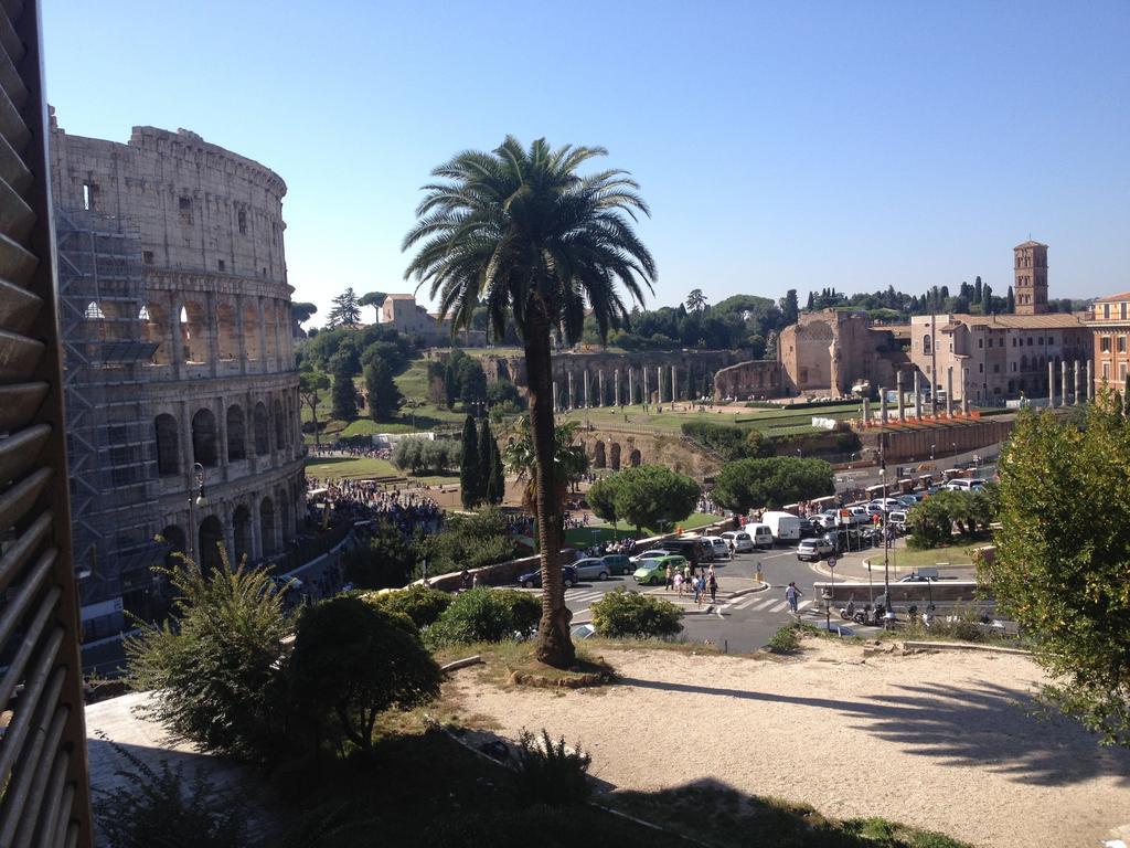 Romance Al Colosseo * Rome