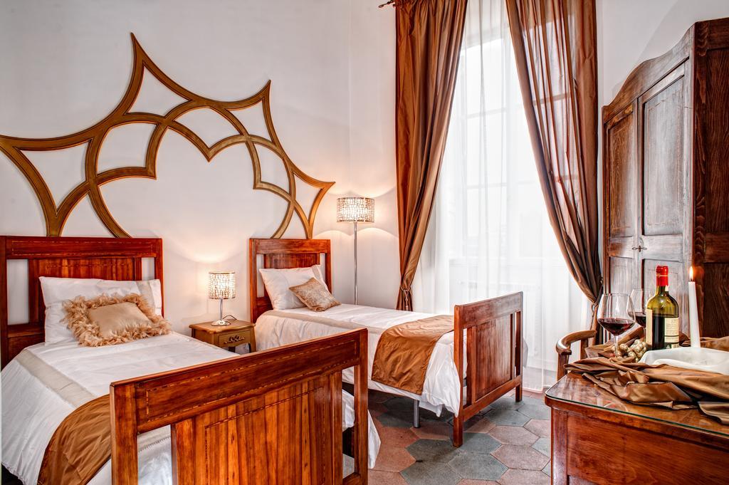 Romance Al Colosseo Apartment Rome