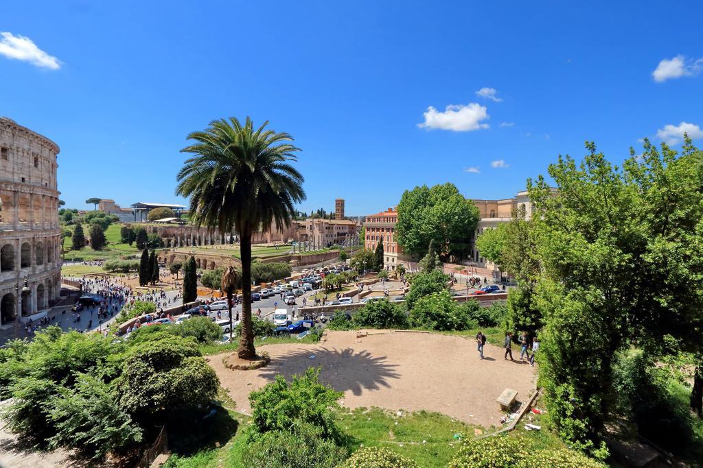 Romance Al Colosseo Apartment